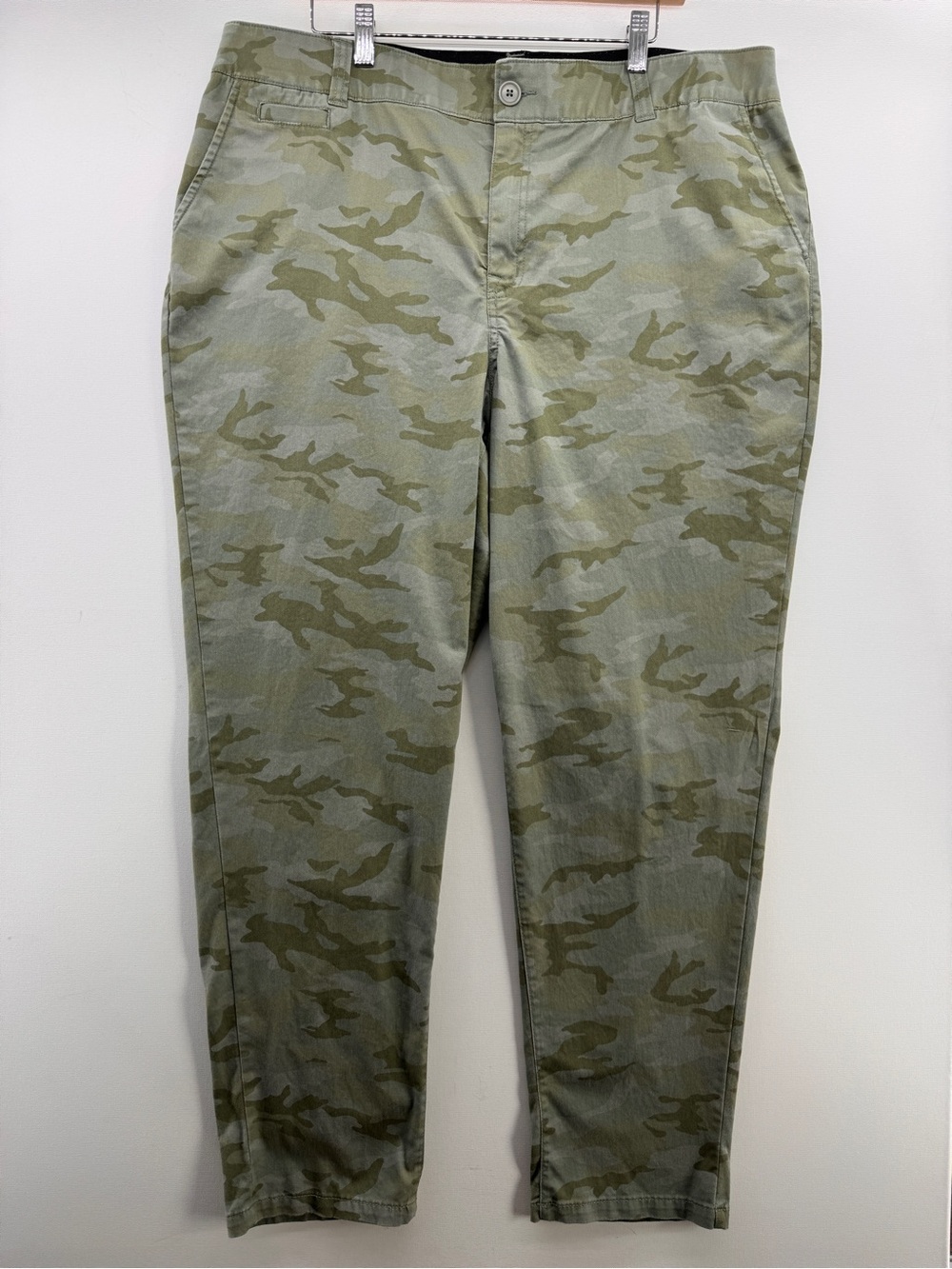 Lane Bryant Camo Pants Straight-Leg Boyfriend Chino Cotton Size 18 Olive Green